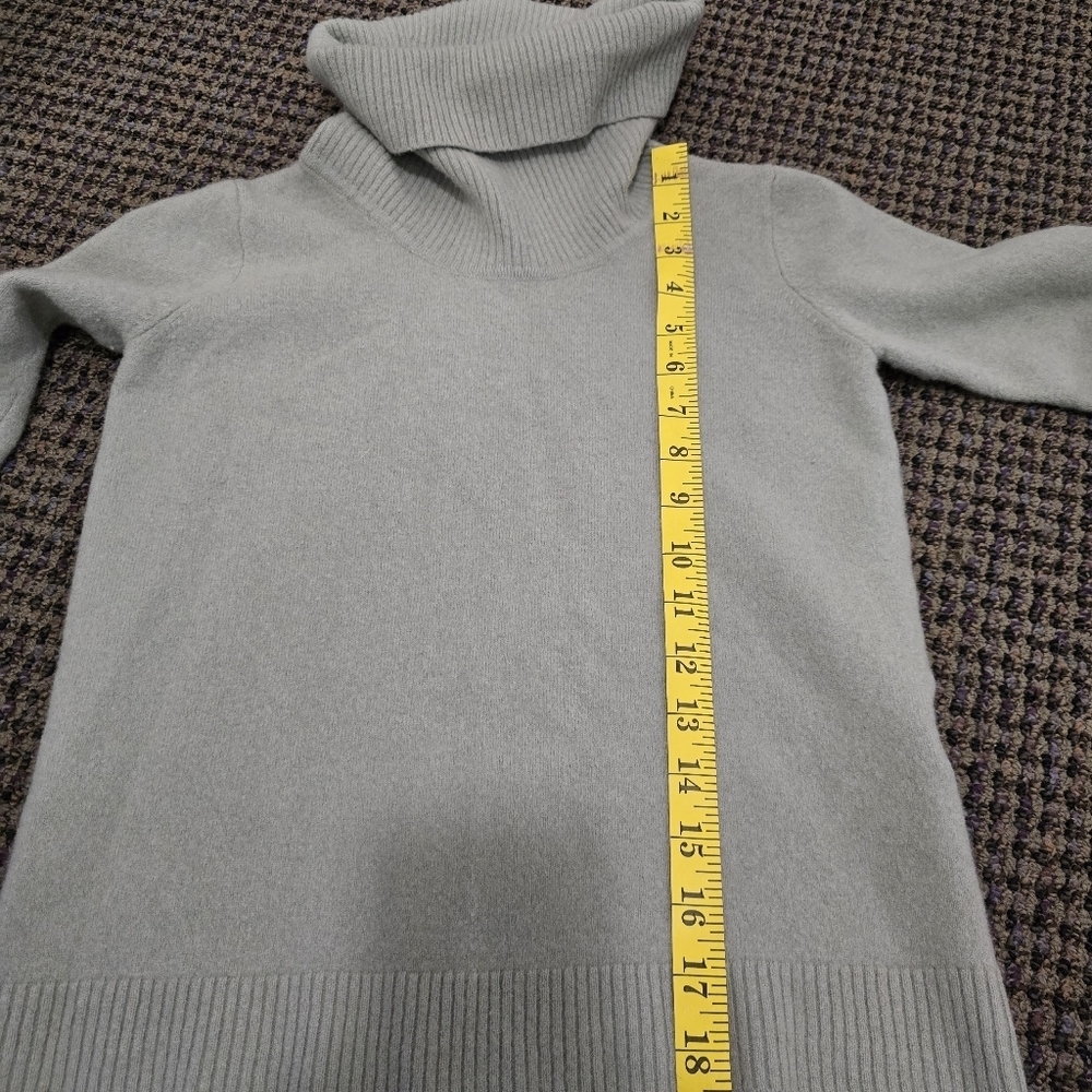 Girl's Turtleneck Sweater 90% Wool 10% Cashmere - Picture 6 of 8